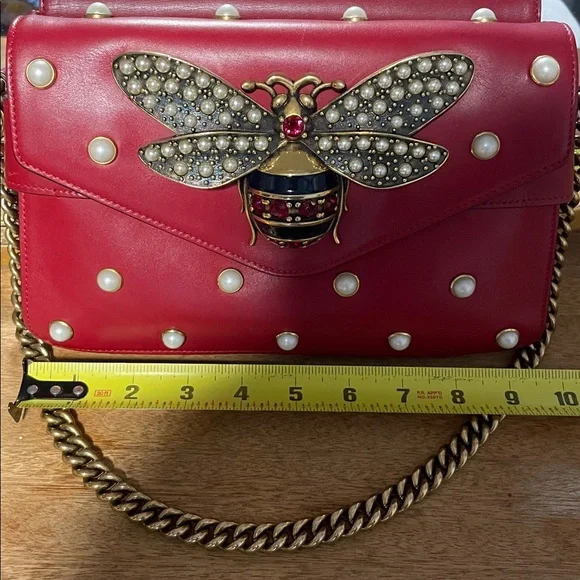 Gucci Queen Margaret Pearl Studs Broadway Red Bee Chain Bag ! ❤️💛 - Picture 2 of 13